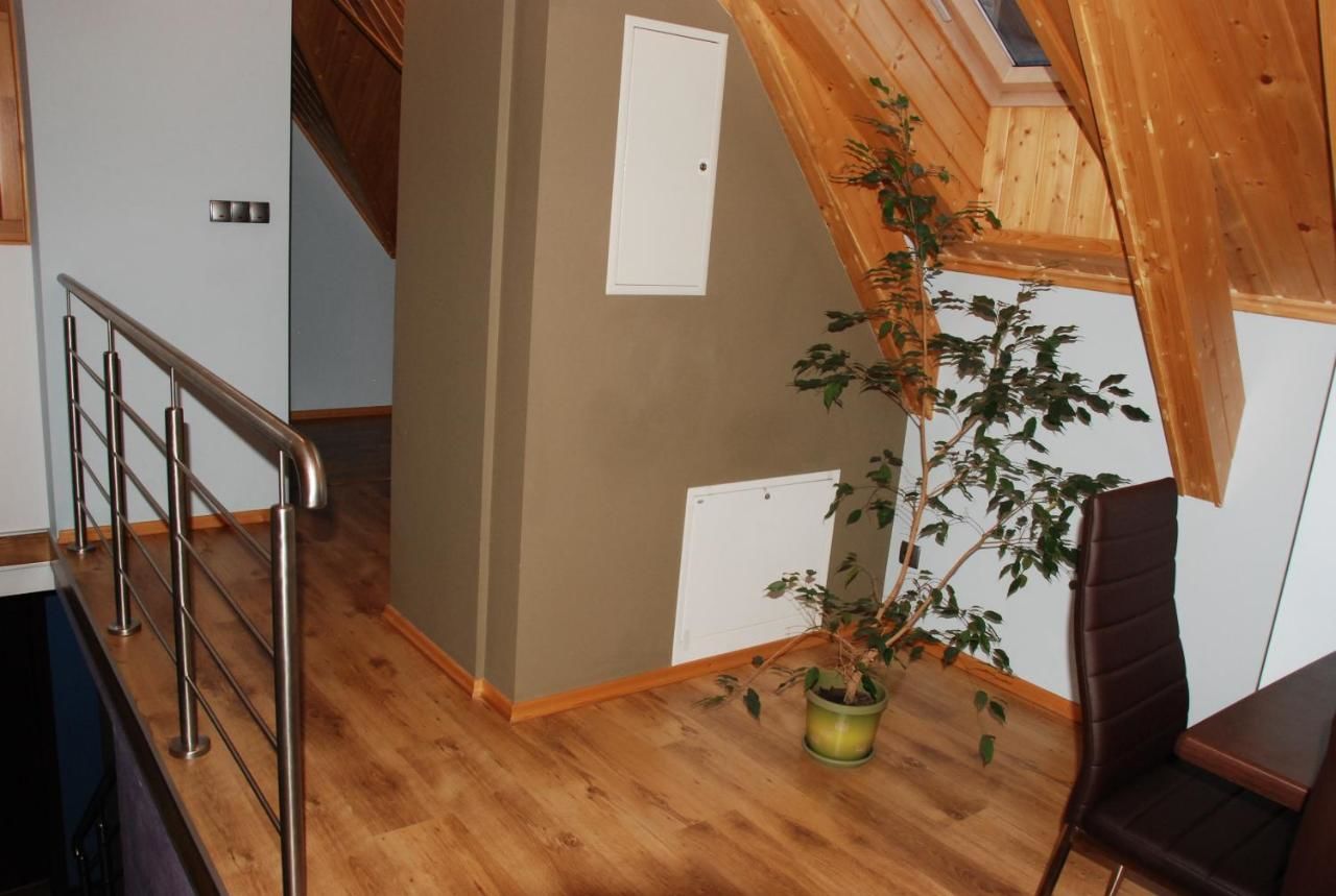 Проживание в семье Pokoje i Apartamenty u Architekta Чарна-Гура