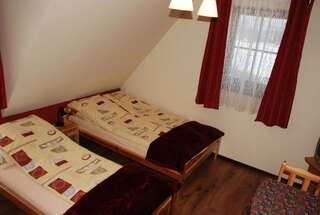 Проживание в семье Pokoje i Apartamenty u Architekta Чарна-Гура Трехместный номер-3