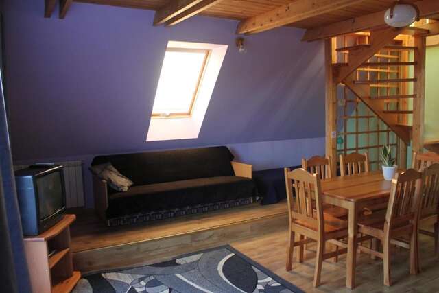 Проживание в семье Pokoje i Apartamenty u Architekta Чарна-Гура-17