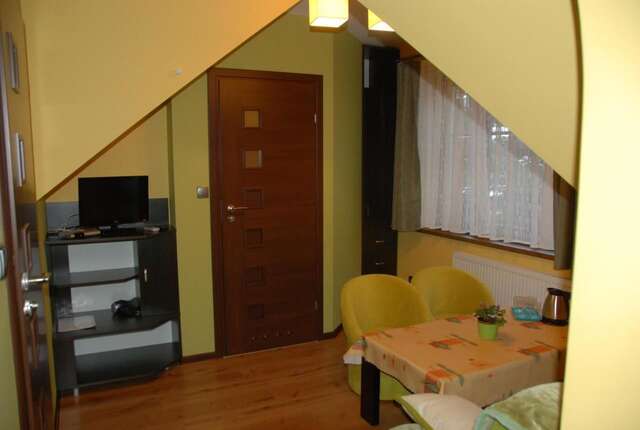 Проживание в семье Pokoje i Apartamenty u Architekta Чарна-Гура-23