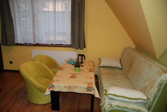 Проживание в семье Pokoje i Apartamenty u Architekta Чарна-Гура-25